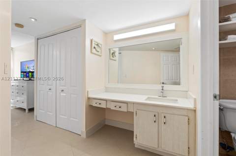 3401 N Country Club Dr 311, Aventura FL - photo 12 of 30