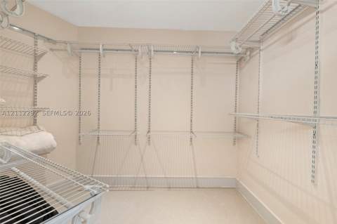3401 N Country Club Dr 311, Aventura FL - photo 15 of 30