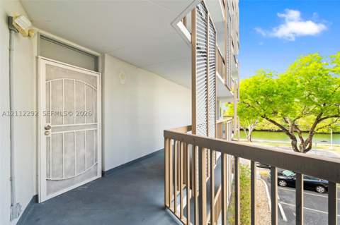 3401 N Country Club Dr 311, Aventura FL - photo 22 of 30