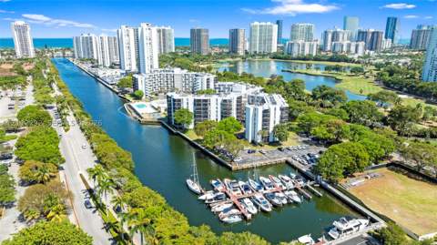 3401 N Country Club Dr 311, Aventura FL - photo 6 of 30