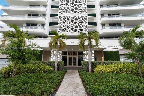 9261 E Bay Harbor Dr 607, Bay Harbor Islands FL - photo 18 of 42