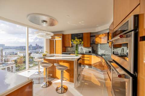 17555 Collins Avenue 2305, Sunny Isles Beach FL - photo 13 of 42