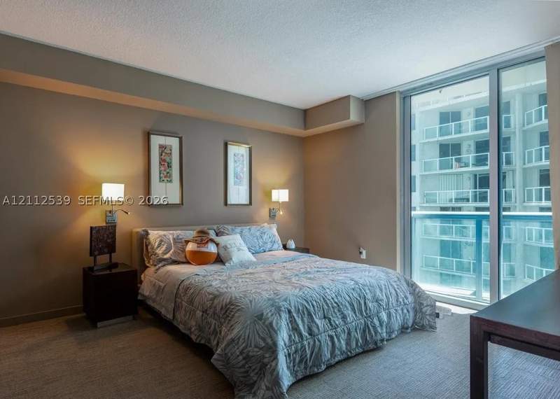 1 bedroom Condominium at 17315 Collins Ave 705, Sole Condo, Sunny Isles Beach — photo 5
