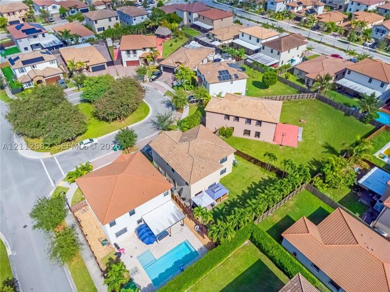 4 bedroom SingleFamilyResidence at 241st 11836 SW, Silver Palm Southwest, Homestead — photo 3