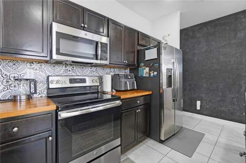 241st 11836 SW, Homestead FL - photo 9 of 52
