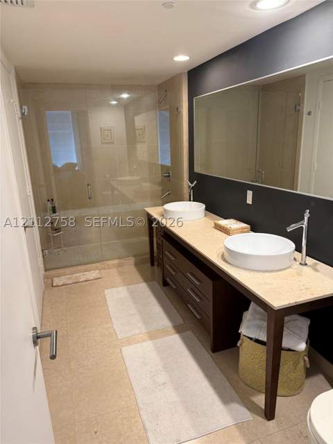 475 Brickell Ave 2011, Miami FL - photo 10 of 29