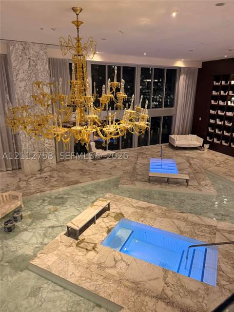 475 Brickell Ave 2011, Miami FL - photo 21 of 29