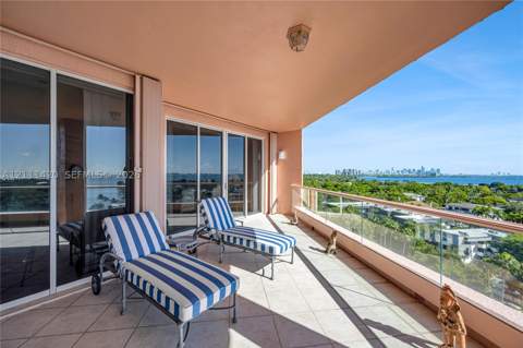10 Edgewater Dr 10E, Coral Gables FL - photo 7 of 42
