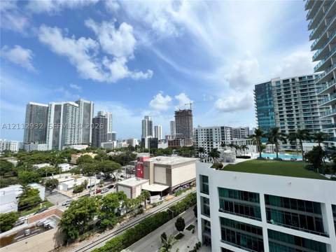 121 NE 34th St 903, Miami FL - photo 15 of 33
