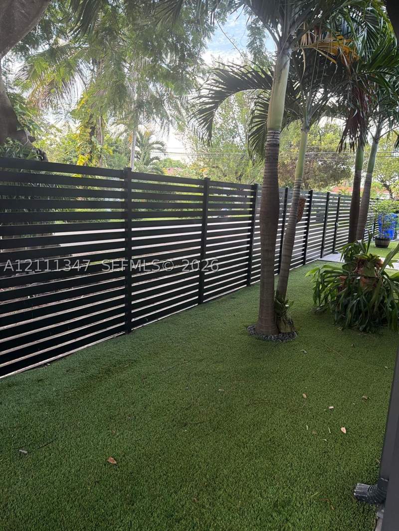 2 bedroom SingleFamilyResidence at 411 SW 51st Ct, Trail Granada Addn, Miami — photo 3
