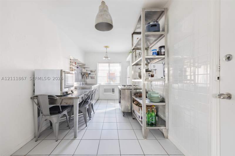 1 bedroom Condominium at 846 Jefferson Ave 7, Flamingo Wave Condo, Miami Beach — photo 5