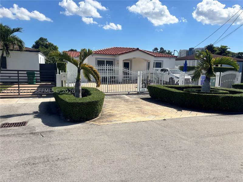 3 bedroom SingleFamilyResidence at 515 SW 65th Ave, Fairlawn, Miami — photo 3