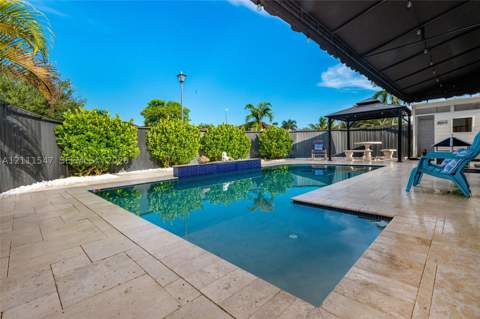 20016 NW 81st Path, Hialeah FL - photo 21 of 30