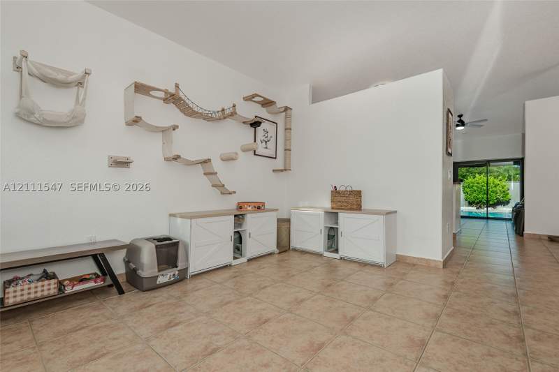 3 bedroom SingleFamilyResidence at 20016 NW 81st Path, Maria Gardens Sub, Hialeah — photo 3