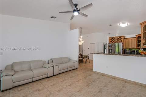 20016 NW 81st Path, Hialeah FL - photo 9 of 30