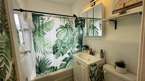 1070 NE 143rd Street, North Miami FL - photo 8 of 17