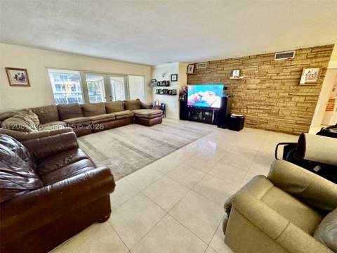 3324 NE 167th St, North Miami Beach FL - photo 12 of 35