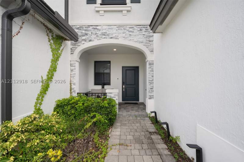 3 bedroom Townhouse at 28629 SW 133rd Pl, Pine Isle, Homestead — photo 4