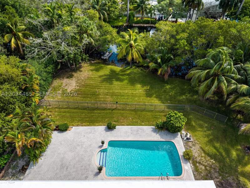 5 bedroom SingleFamilyResidence at 20011 NE 25th Ave, County Squire Estates Sec, Miami — photo 5