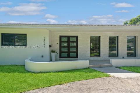 13241 SW 72nd Ave, Pinecrest FL - photo 8 of 30