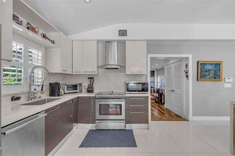 6440 SW 144th St, Coral Gables FL - photo 12 of 58