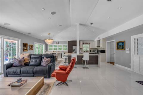 6440 SW 144th St, Coral Gables FL - photo 6 of 58
