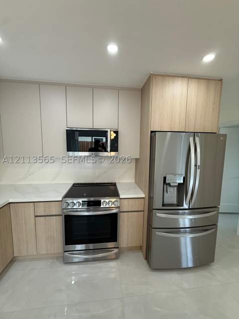 12051 SW 178th Ter, Miami FL - photo 16 of 32