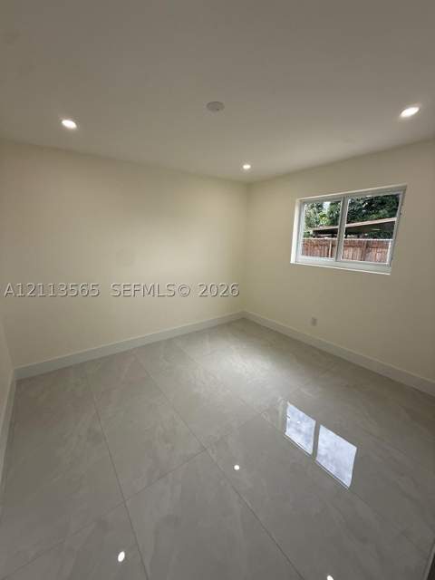 12051 SW 178th Ter, Miami FL - photo 22 of 32