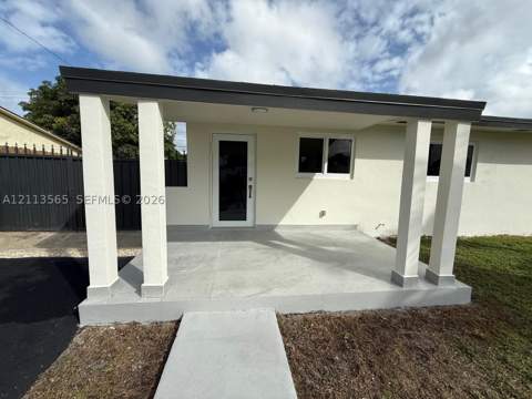12051 SW 178th Ter, Miami FL - photo 7 of 32