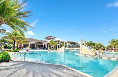9860 NW 86th Ter, Doral FL - photo 23 of 43