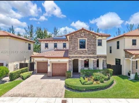9860 NW 86th Ter, Doral FL - photo 7 of 43