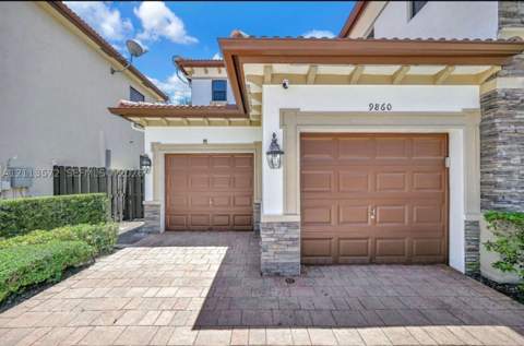 9860 NW 86th Ter, Doral FL - photo 8 of 43