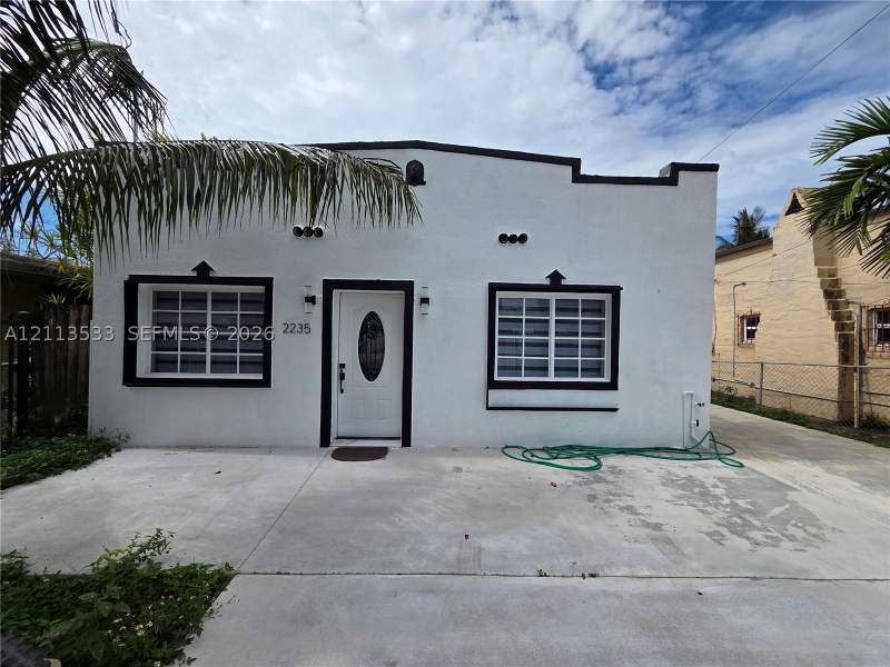 4 bedroom SingleFamilyResidence at 2235 NW 35th St, Holleman Manor, Miami — photo 2