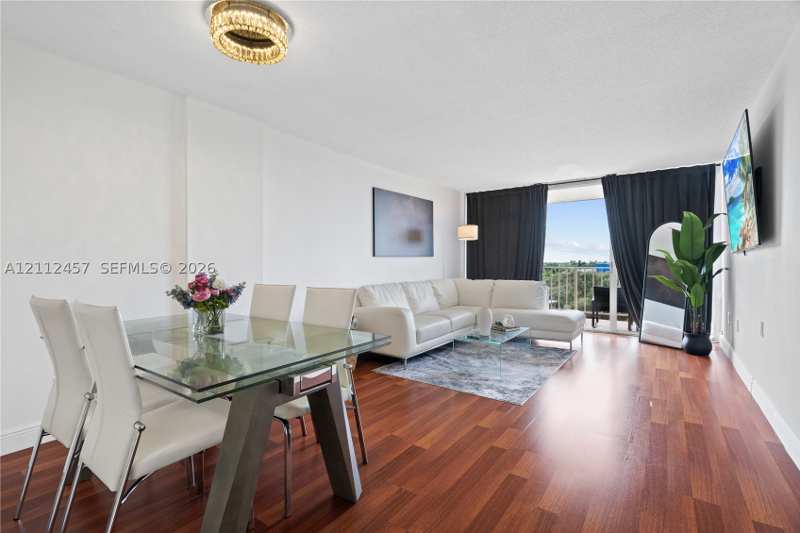 1 bedroom Condominium at 13120 SW 92nd Ave B-Ph18, Village At The Falls Cond, Miami — photo 1