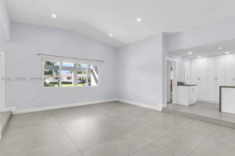 2325 NE 194th St, Miami FL - photo 20 of 30