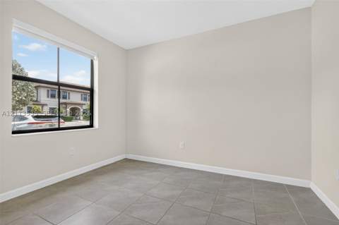 3436 W 111th Pl, Hialeah FL - photo 23 of 68