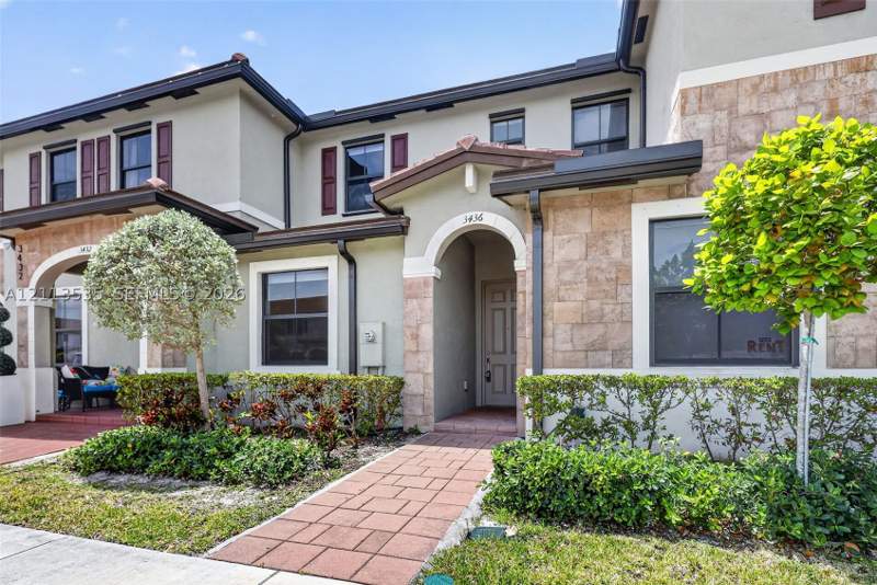 3 bedroom Townhouse at 3436 W 111th Pl, Aquabella North, Hialeah — photo 4