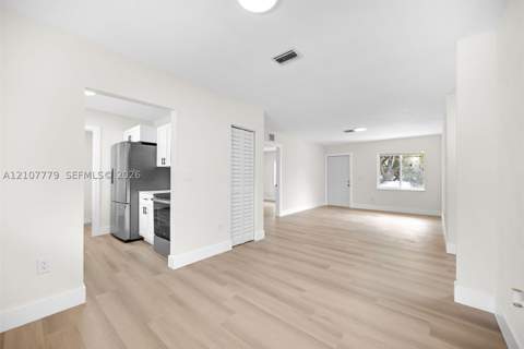 6306 NW 19th Ct, Miami FL - photo 10 of 41