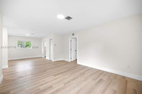 6306 NW 19th Ct, Miami FL - photo 7 of 41