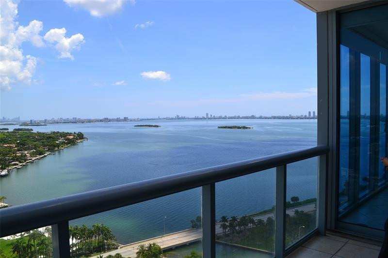 2 bedroom Condominium at 601 NE 36th Street 2906, Blue Condo, Miami — photo 1