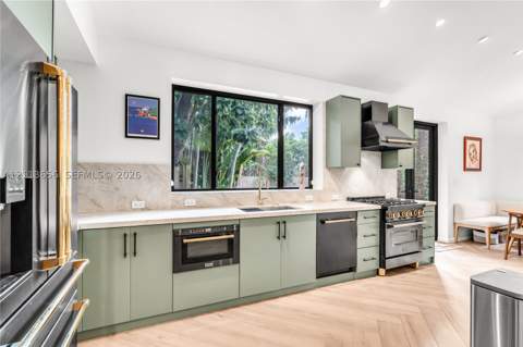 1656 Biarritz Dr, Miami Beach FL - photo 8 of 45