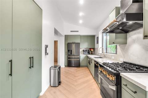 1656 Biarritz Dr, Miami Beach FL - photo 9 of 45