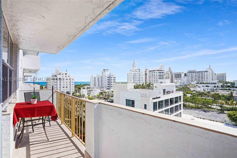 1 bedroom Condominium at 245 18 St 902, James Central Towers Cond, Miami Beach — photo 2