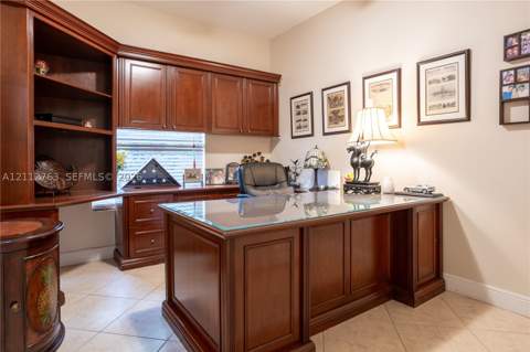 7940 NW 159th Ter, Miami Lakes FL - photo 8 of 21