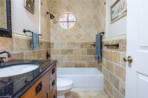 7940 NW 159th Ter, Miami Lakes FL - photo 9 of 21