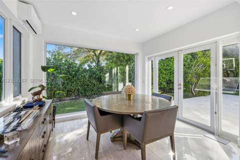 1278 W 27th St, Miami Beach FL - photo 7 of 55