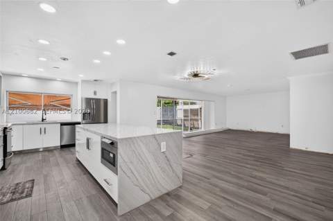 8402 SW 102nd Ct, Miami FL - photo 10 of 31
