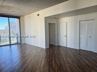 2 bedroom Condominium at 151 SE 1st St 1702, Centro Condo, Miami — photo 4