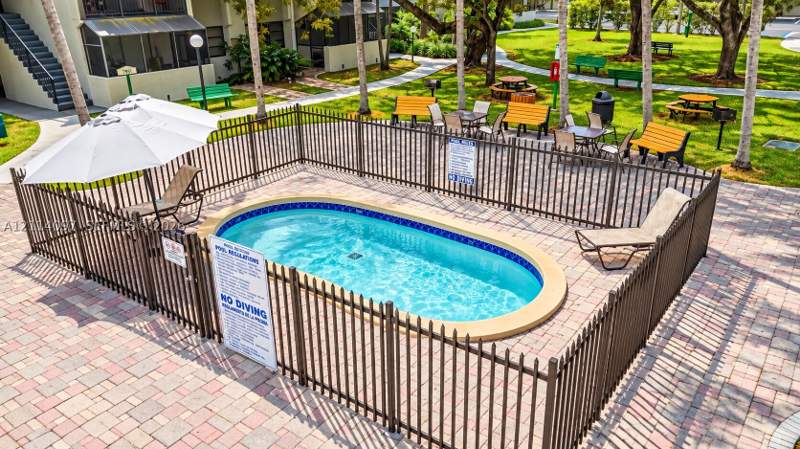 1 bedroom Condominium at 7905 SW 104th St 206H, Venetian Palms Condo, Miami — photo 4