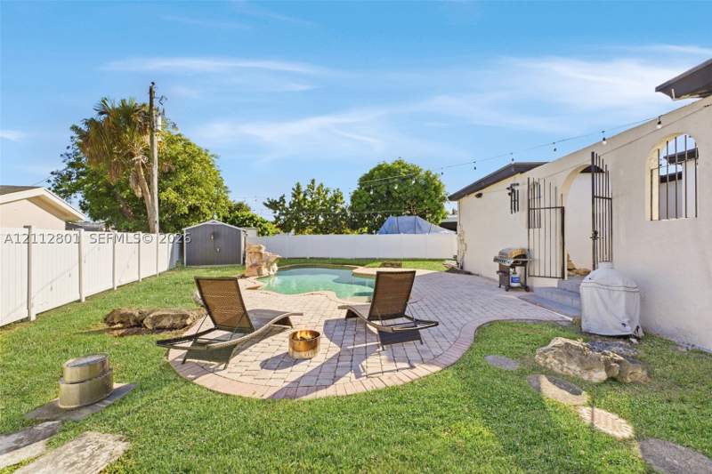 3 bedroom SingleFamilyResidence at 3241 SW 84th Ct, Coral Way Village Sec A P, Miami — photo 4